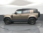 2020 Land Rover Defender 110 SE