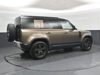 2020 Land Rover Defender 110 SE