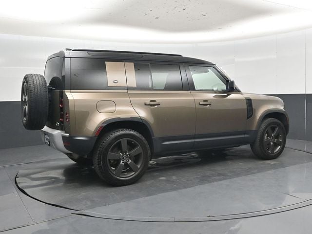 2020 Land Rover Defender 110 SE