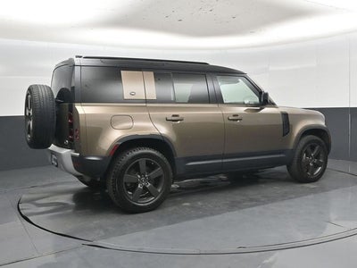 2020 Land Rover Defender 110 SE