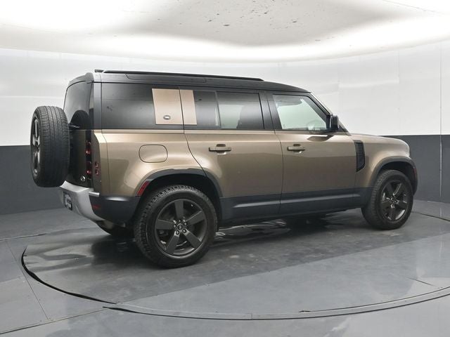 2020 Land Rover Defender 110 SE