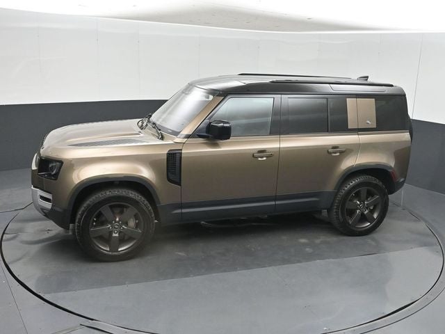 2020 Land Rover Defender 110 SE