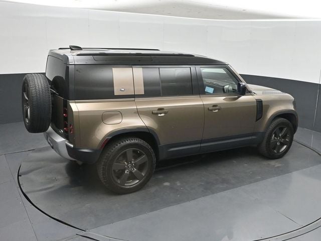 2020 Land Rover Defender 110 SE