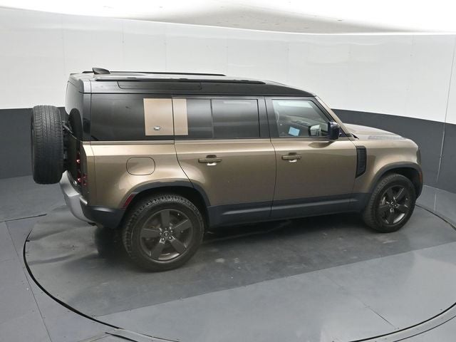 2020 Land Rover Defender 110 SE