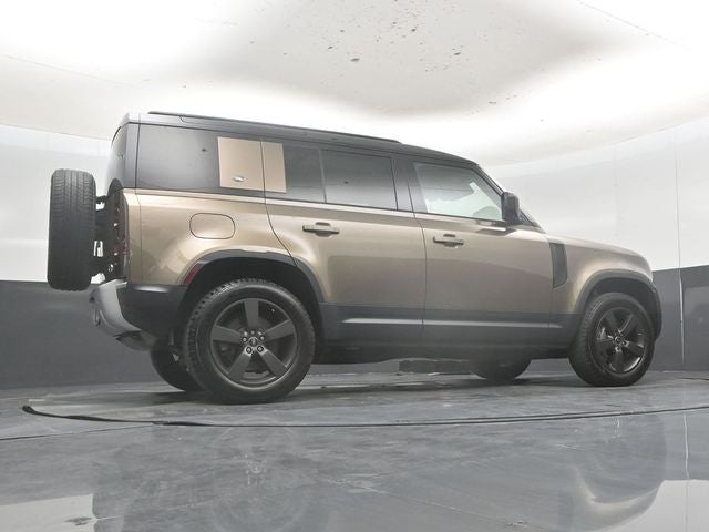2020 Land Rover Defender 110 SE