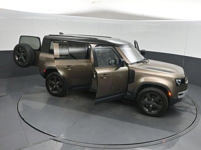 2020 Land Rover Defender 110 SE