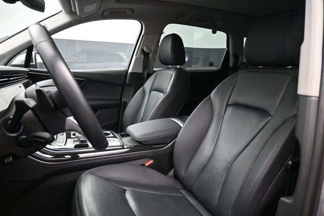 2023 Audi Q7 45 Premium Plus quattro