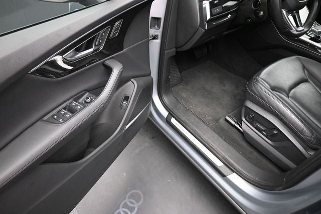 2023 Audi Q7 45 Premium Plus quattro