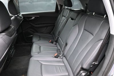 2023 Audi Q7 45 Premium Plus quattro