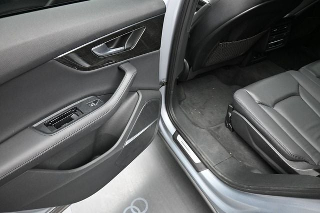 2023 Audi Q7 45 Premium Plus quattro