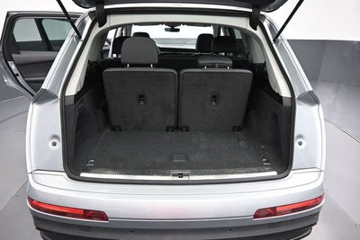 2023 Audi Q7 45 Premium Plus quattro