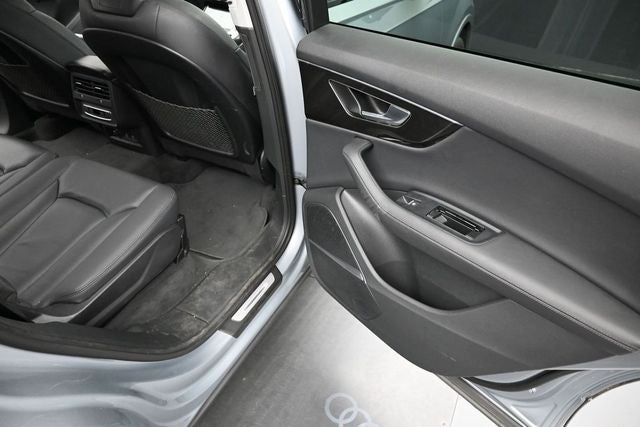 2023 Audi Q7 45 Premium Plus quattro