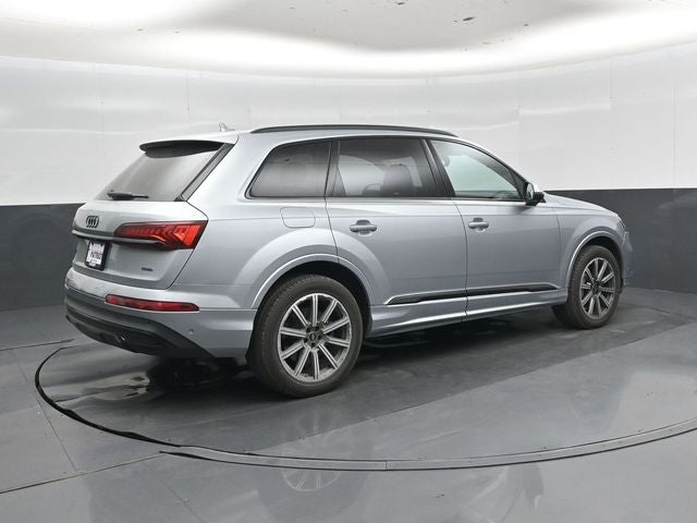 2023 Audi Q7 45 Premium Plus quattro