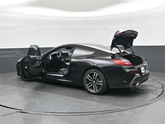 2023 BMW 8 Series 840i