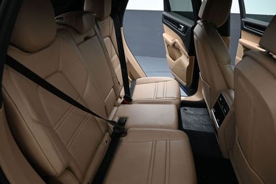 2020 Porsche Cayenne Base