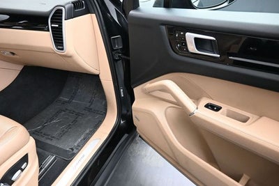 2020 Porsche Cayenne Base