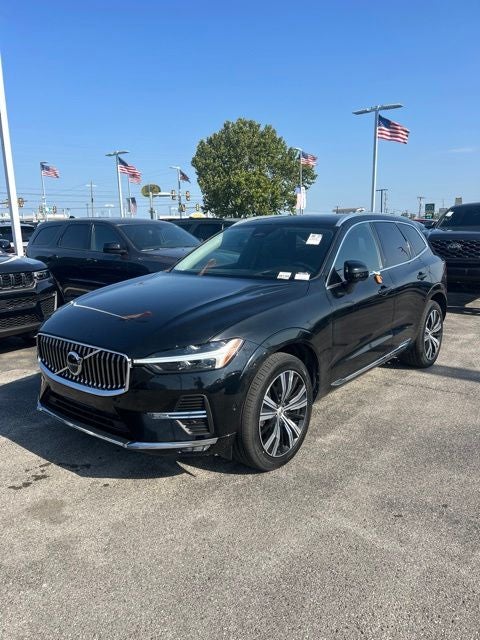 2023 Volvo XC60 B5 Ultimate Bright Theme