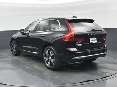 2023 Volvo XC60 B5 Ultimate Bright Theme