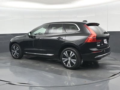 2023 Volvo XC60 B5 Ultimate Bright Theme