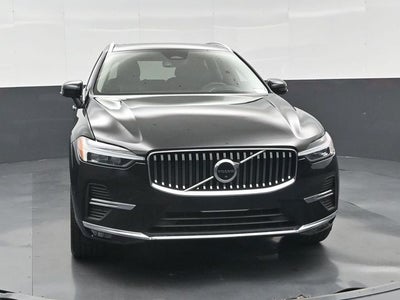 2023 Volvo XC60 B5 Ultimate Bright Theme