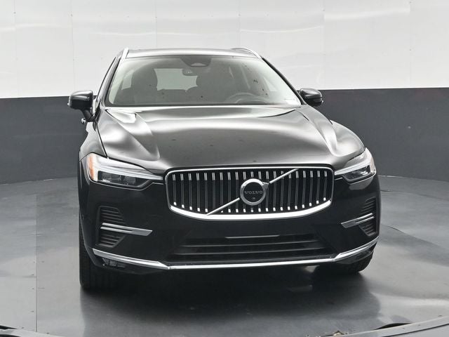 2023 Volvo XC60 B5 Ultimate Bright Theme