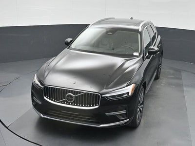 2023 Volvo XC60 B5 Ultimate Bright Theme