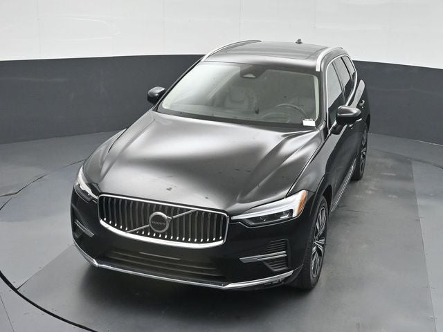 2023 Volvo XC60 B5 Ultimate Bright Theme