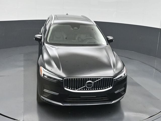2023 Volvo XC60 B5 Ultimate Bright Theme