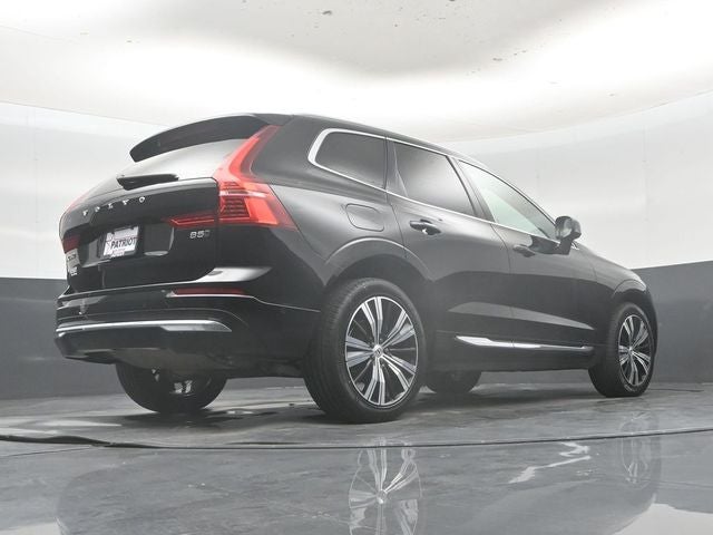 2023 Volvo XC60 B5 Ultimate Bright Theme
