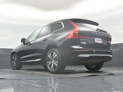 2023 Volvo XC60 B5 Ultimate Bright Theme