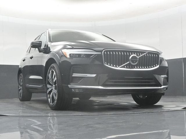 2023 Volvo XC60 B5 Ultimate Bright Theme