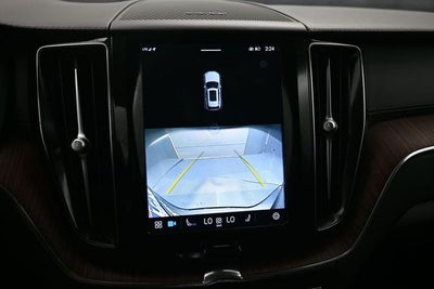 2023 Volvo XC60 B5 Ultimate Bright Theme