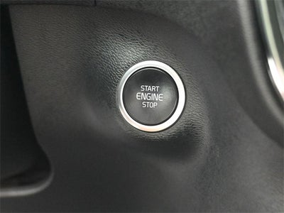 2024 Volvo XC40 B5 Plus Bright Theme