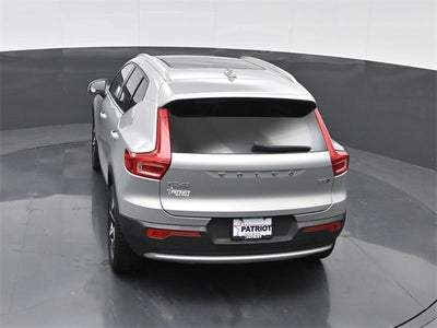 2024 Volvo XC40 B5 Plus Bright Theme