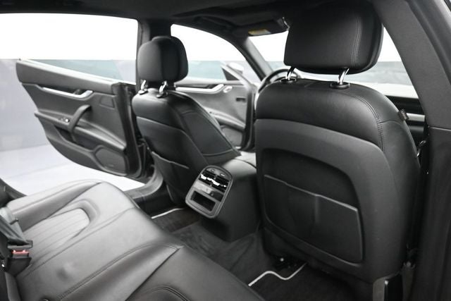 2022 Maserati Quattroporte Modena Q4
