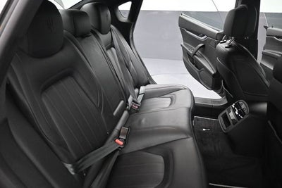 2022 Maserati Quattroporte Modena Q4