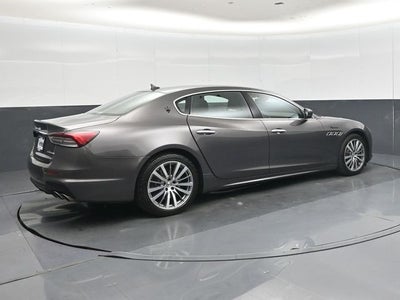 2022 Maserati Quattroporte Modena Q4