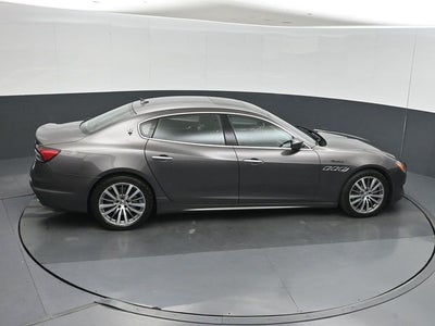 2022 Maserati Quattroporte Modena Q4