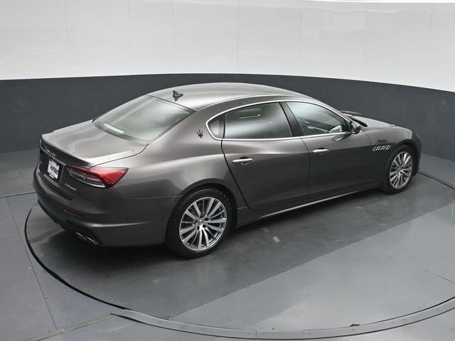 2022 Maserati Quattroporte Modena Q4