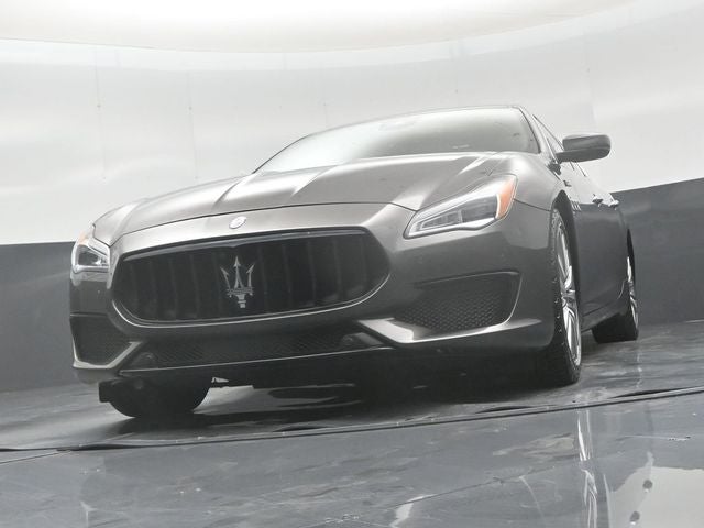 2022 Maserati Quattroporte Modena Q4