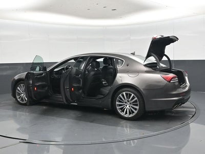2022 Maserati Quattroporte Modena Q4