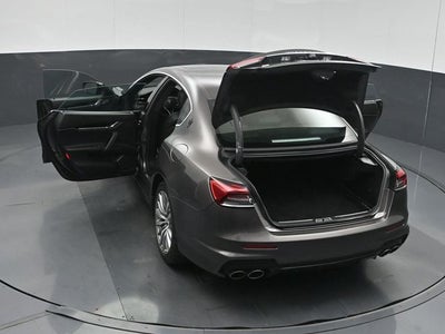 2022 Maserati Quattroporte Modena Q4