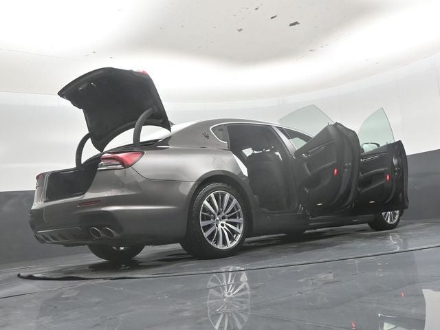 2022 Maserati Quattroporte Modena Q4