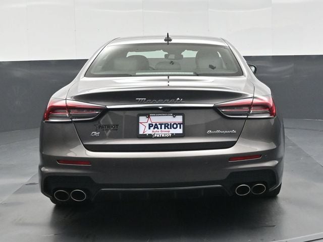 2022 Maserati Quattroporte Modena Q4