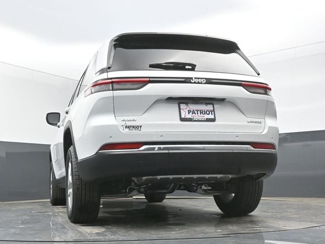2026 Jeep Grand Cherokee Laredo