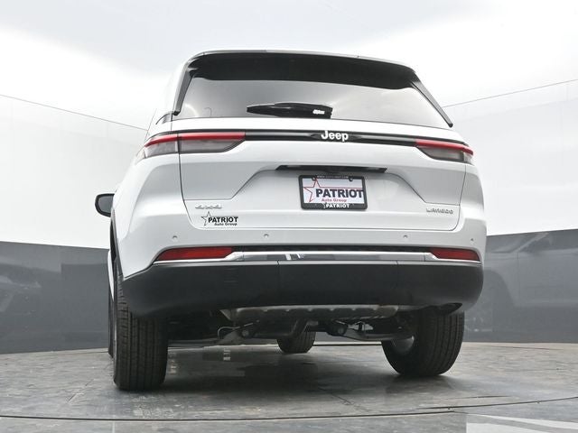 2026 Jeep Grand Cherokee Laredo