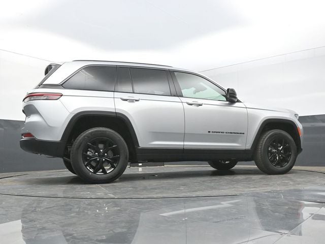 2026 Jeep Grand Cherokee Altitude