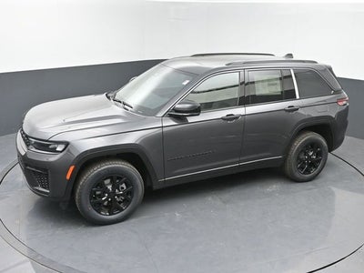 2026 Jeep Grand Cherokee Laredo