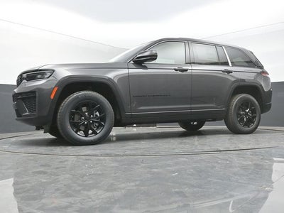 2026 Jeep Grand Cherokee Laredo