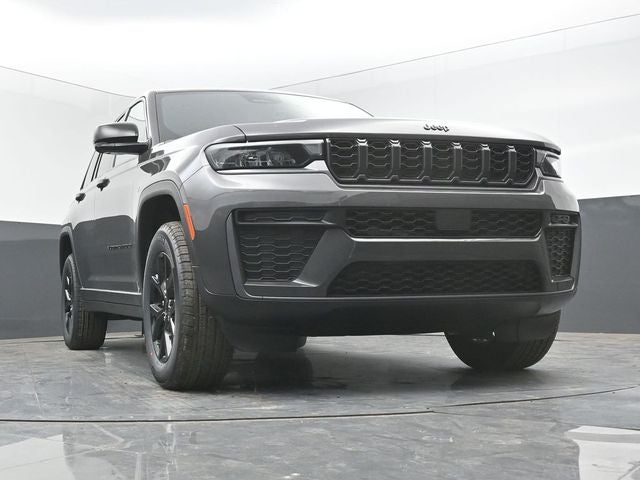 2026 Jeep Grand Cherokee Altitude